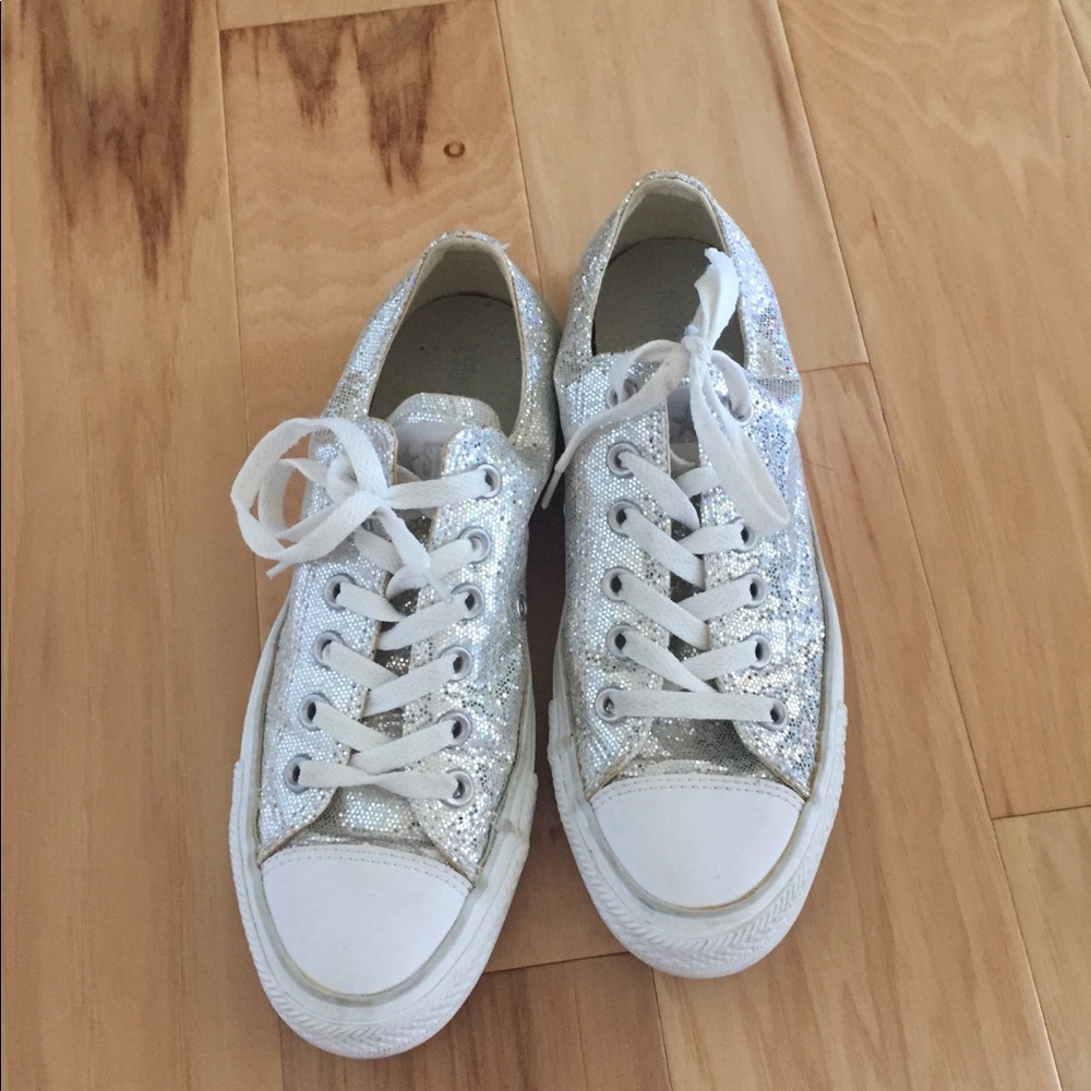 Sparkly converse